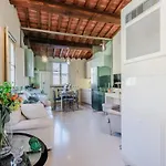 Helene Smart Flat With Elevator Inside *