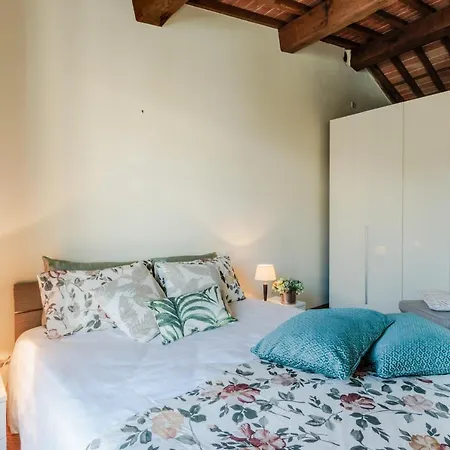 Helene Smart Flat With Elevator Inside Apartment Lucca