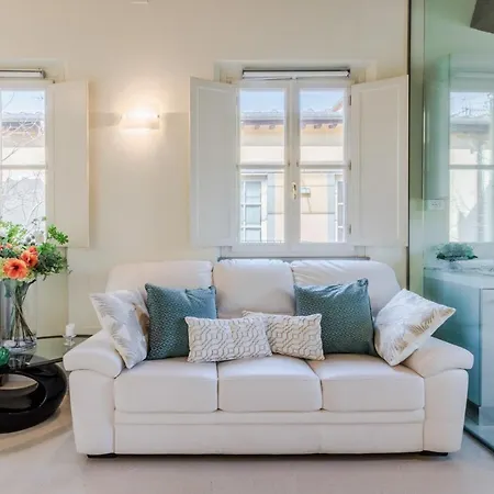 Helene Smart Flat With Elevator Inside Daire *