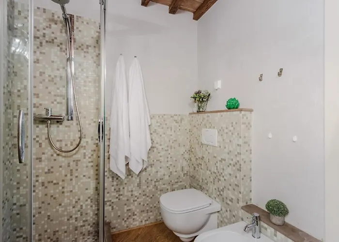 Helene Smart Flat With Elevator Inside Διαμέρισμα Λούκα