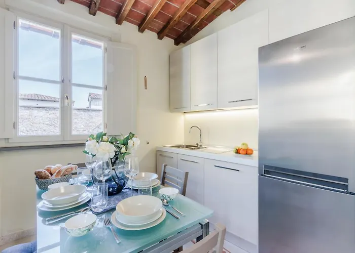 Helene Smart Flat With Elevator Inside